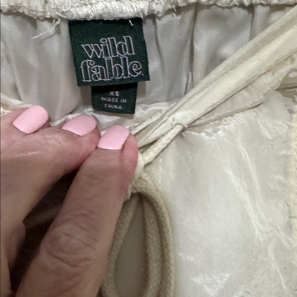 Wild Fable Cream Utility Jogger Pants | Luxe Nylon Athleisure XS (Fits XS–Sm) - Picture 6 of 8